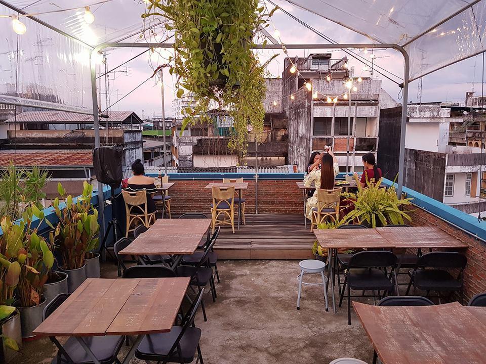 A Local Something Hostel Trang Exterior photo